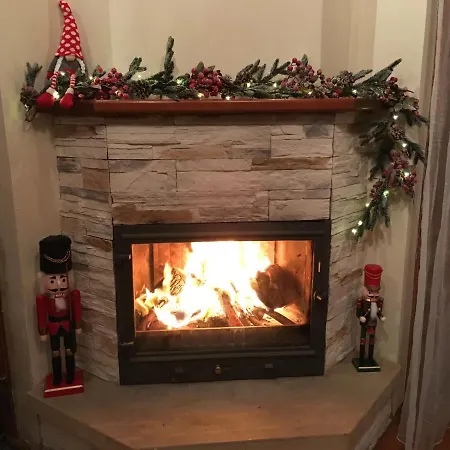 Anti Onirou Nyaraló